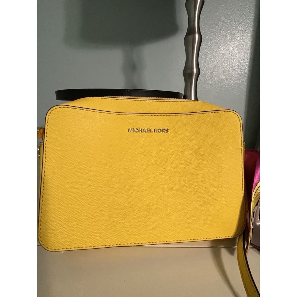 Michael Kors Jet Set East West Saffiano Crossbody Bag Yellow Leather - Picture 3 of 7